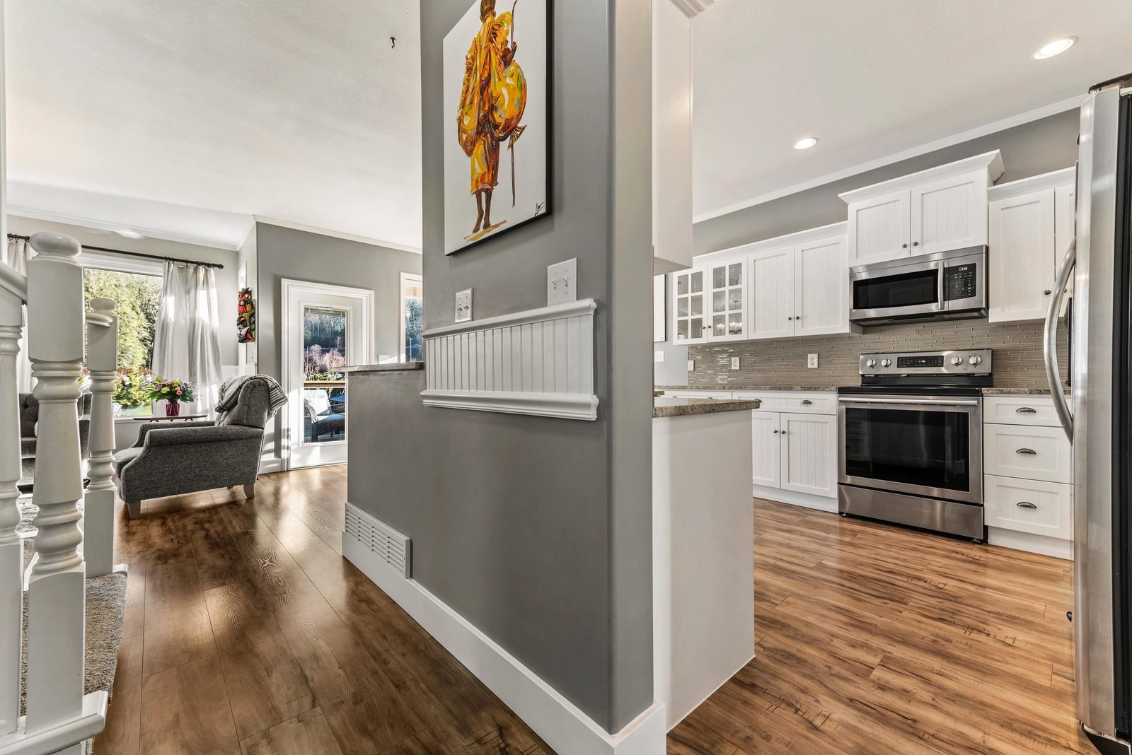 Listing Image 9