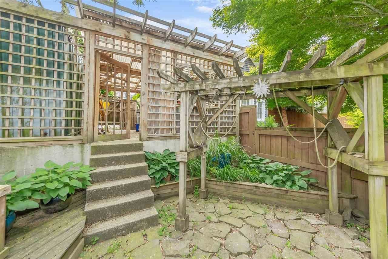 Listing Image 18