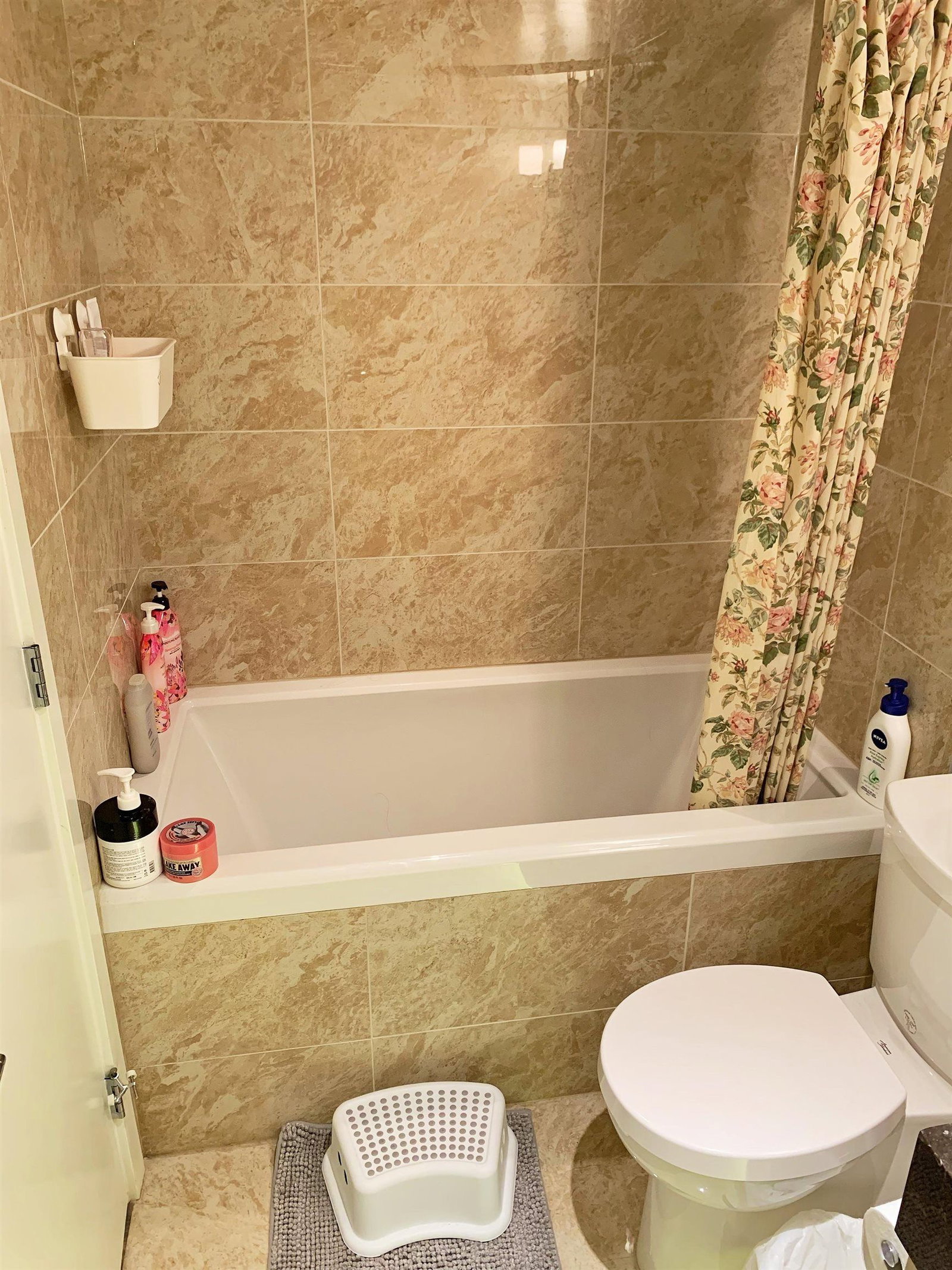 Listing Image 11