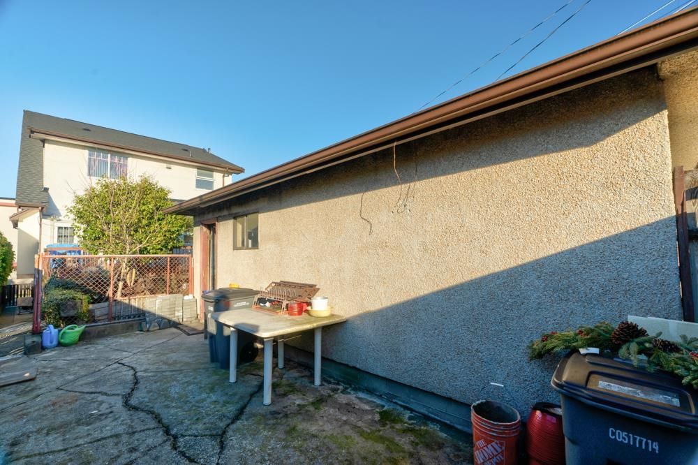 Listing Image 22