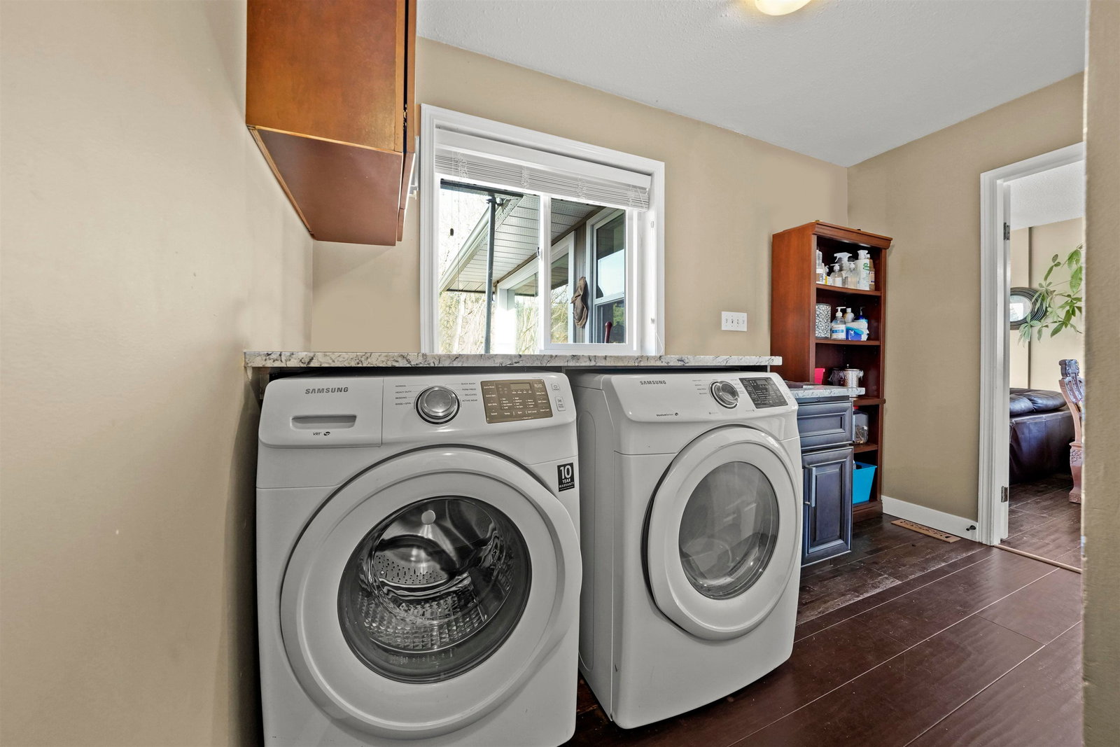 Listing Image 20