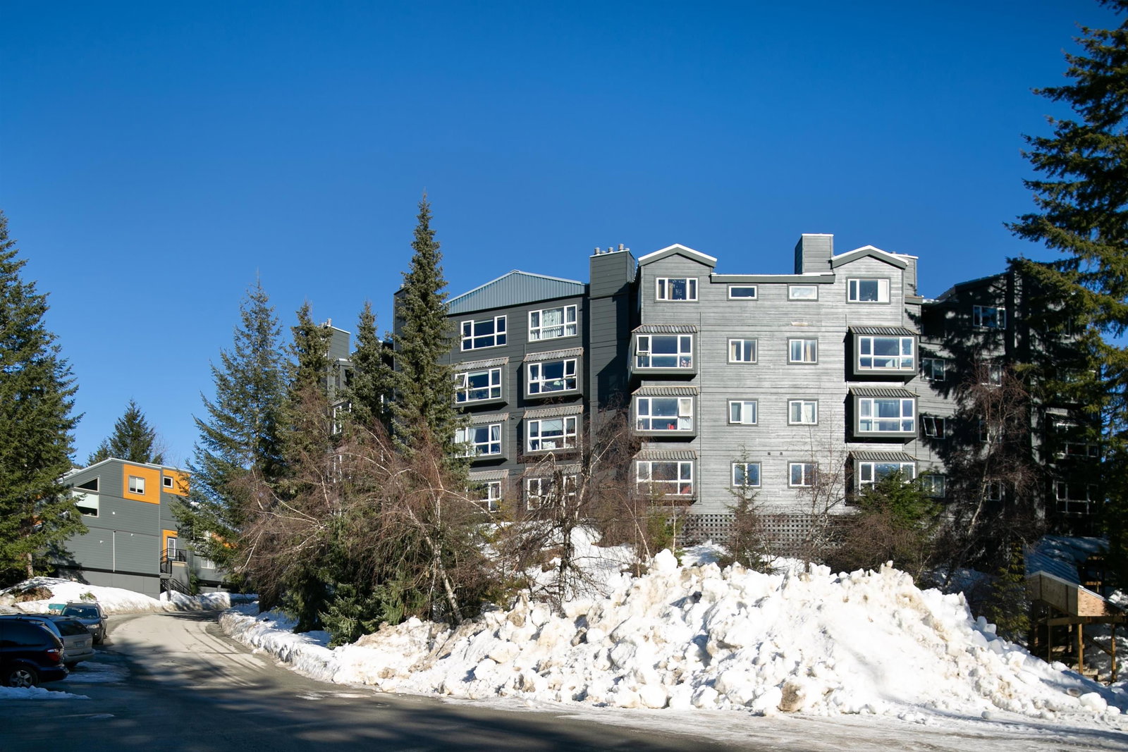 Listing Image 9