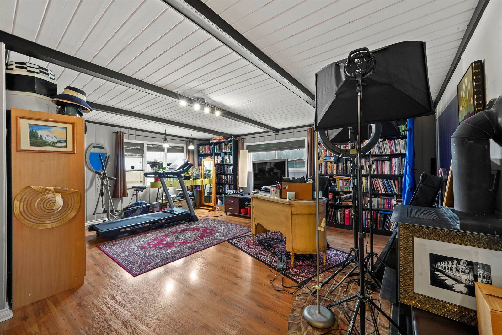 Listing Image 15