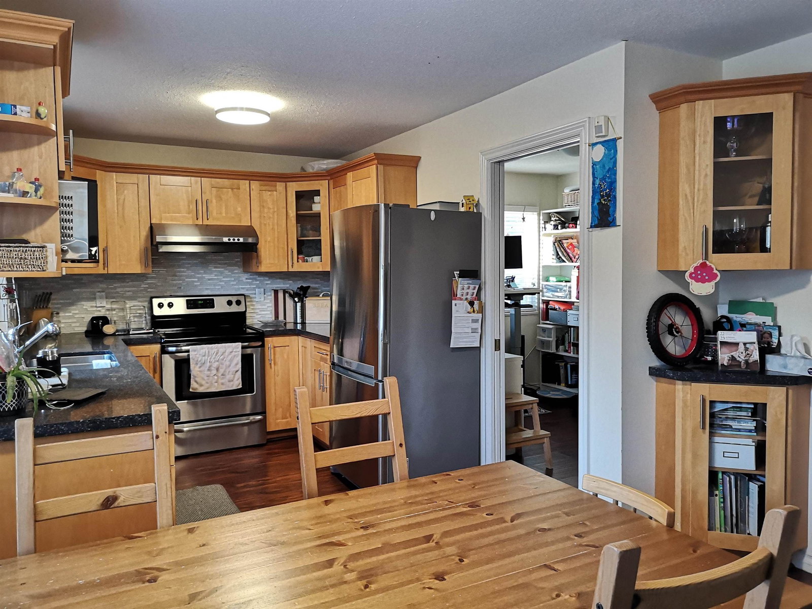 Listing Image 9