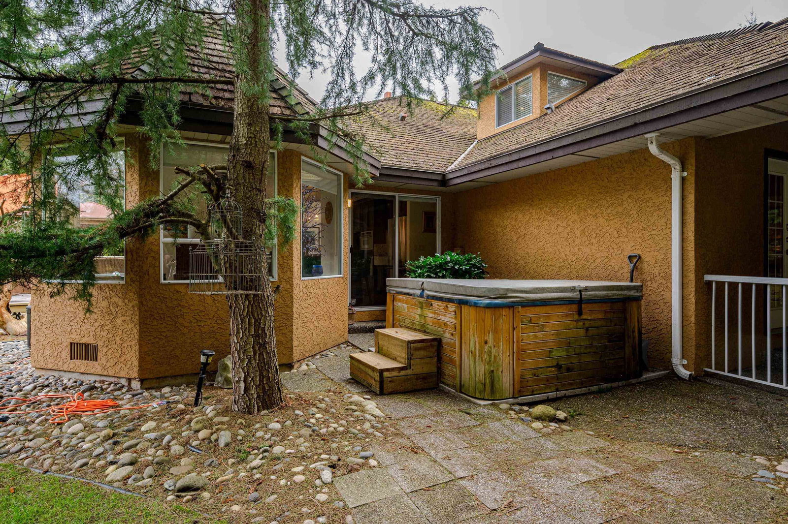 Listing Image 40