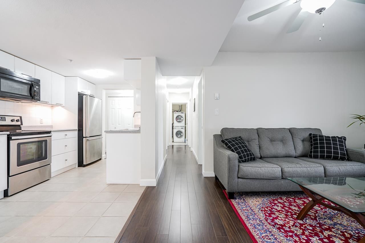Listing Image 9