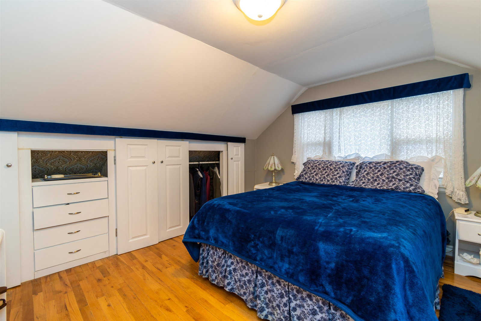 Listing Image 22