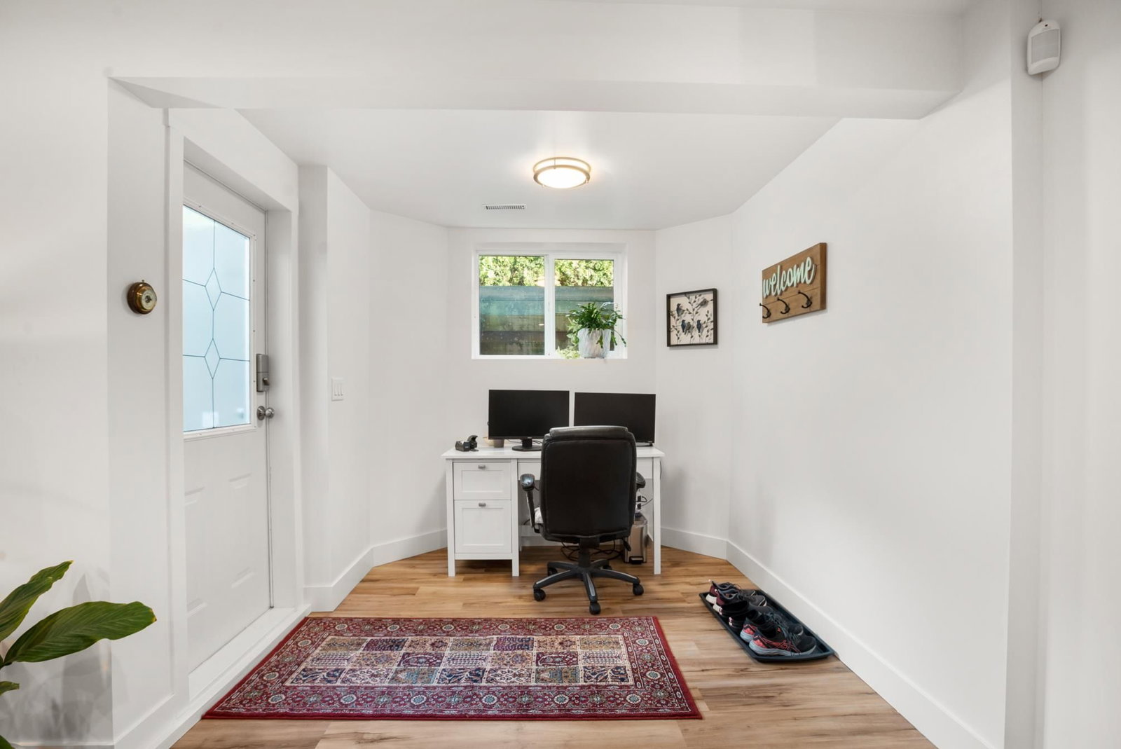 Listing Image 32