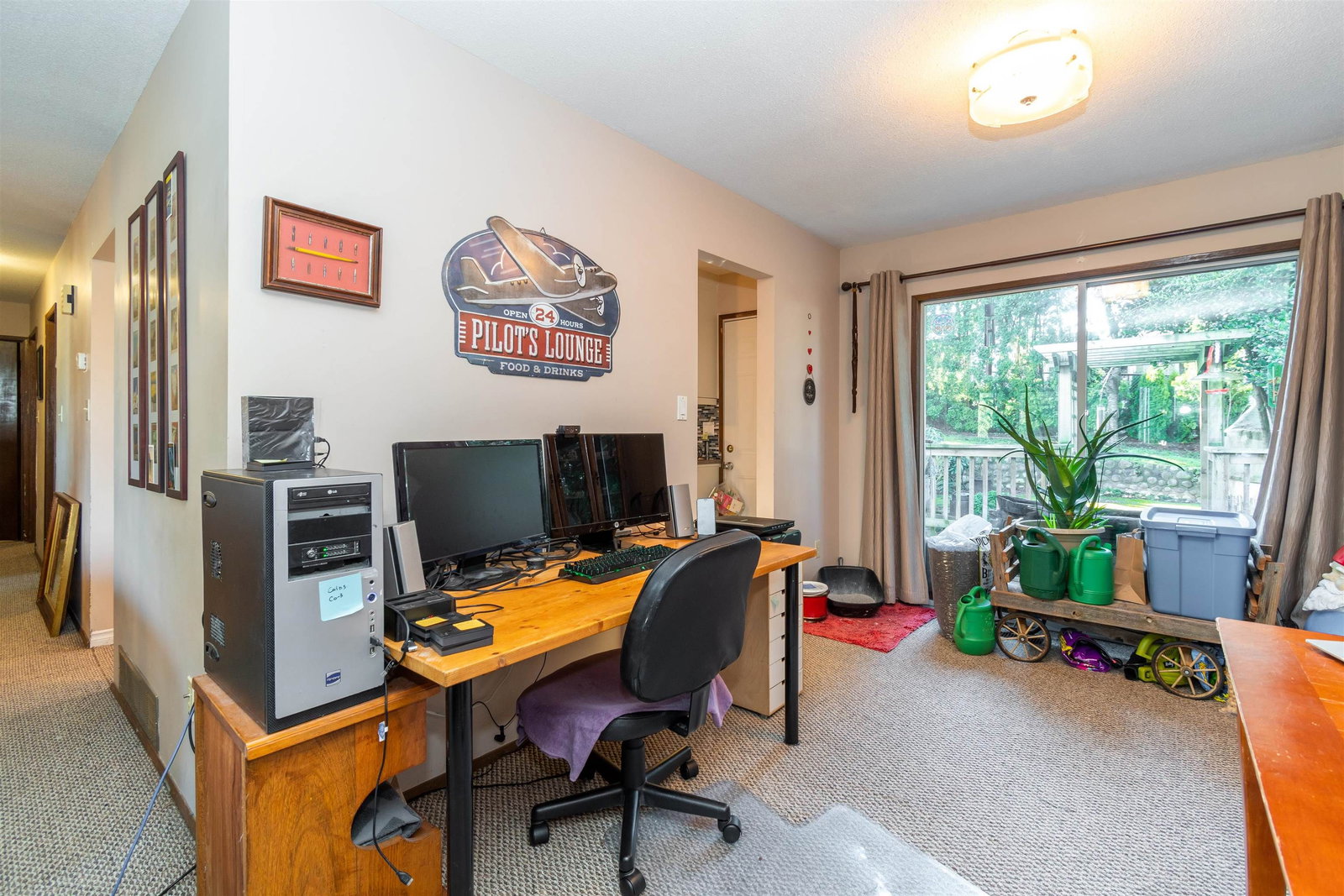 Listing Image 12
