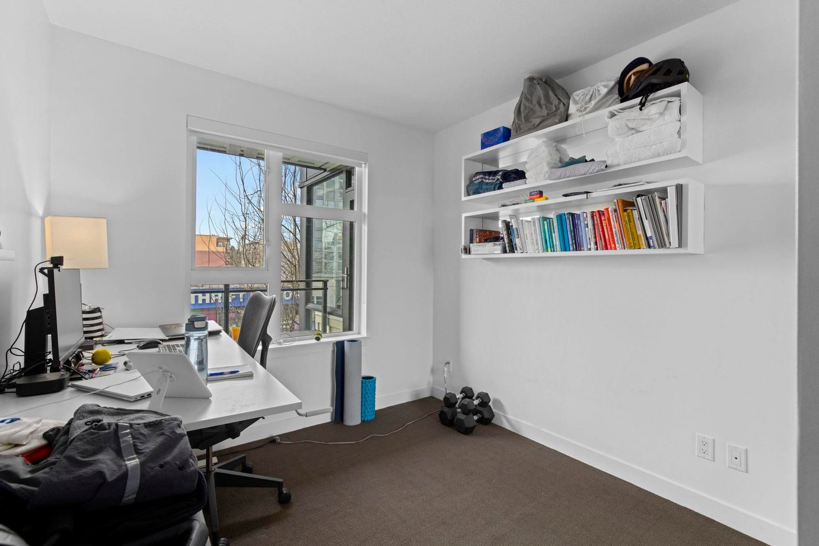 Listing Image 19