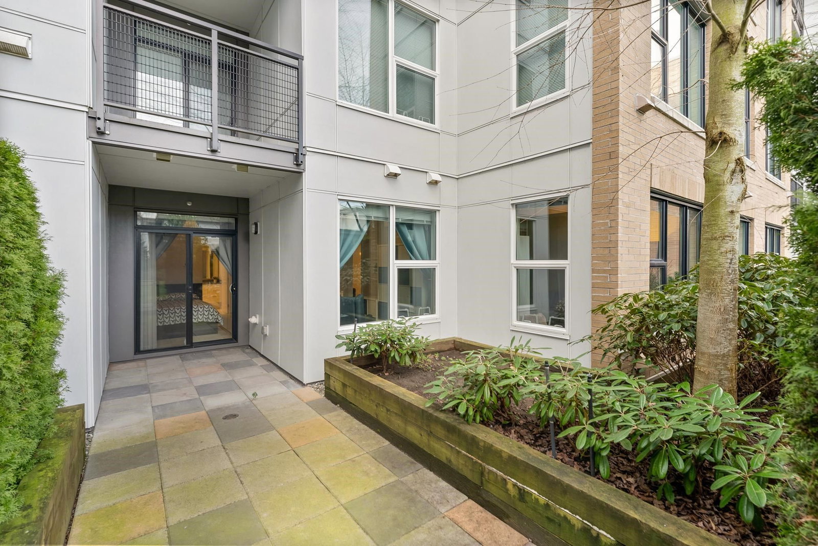 Listing Image 17
