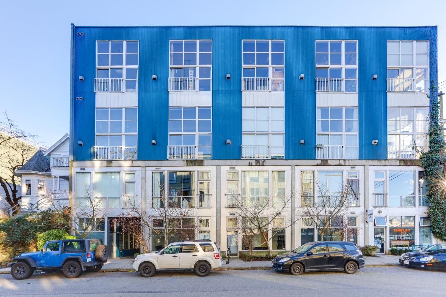 Listing Image 1