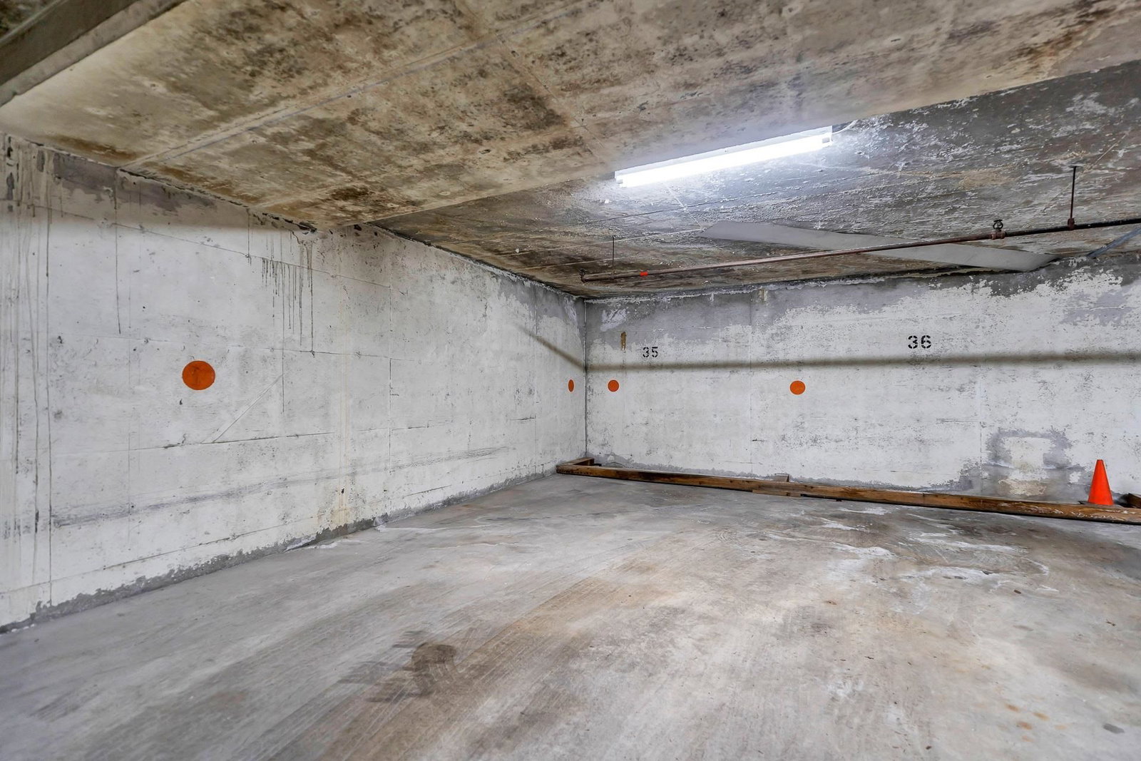 Listing Image 28