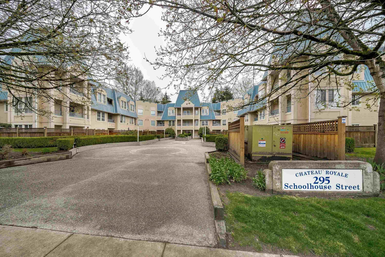 Listing Image 1