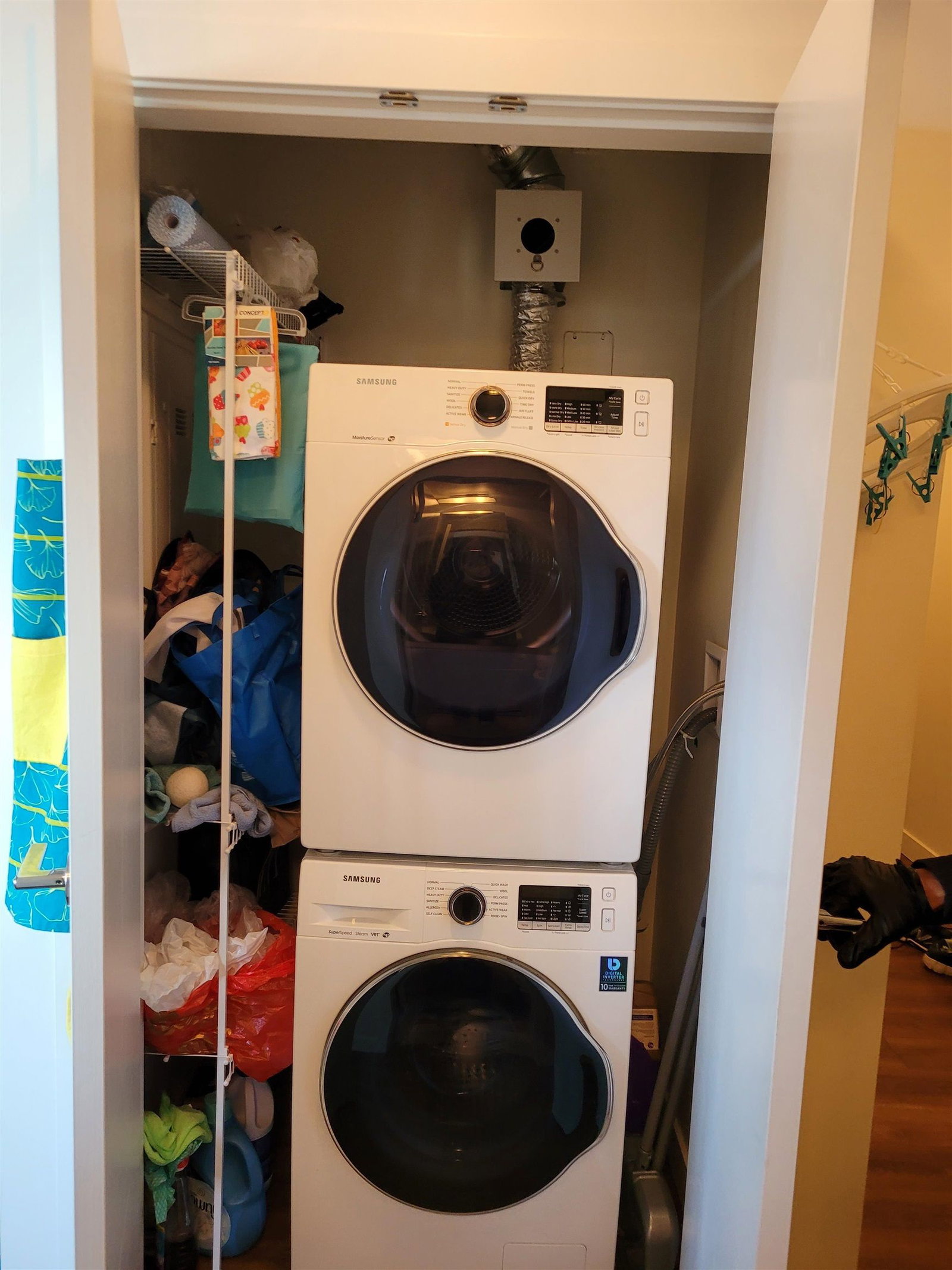 Listing Image 8