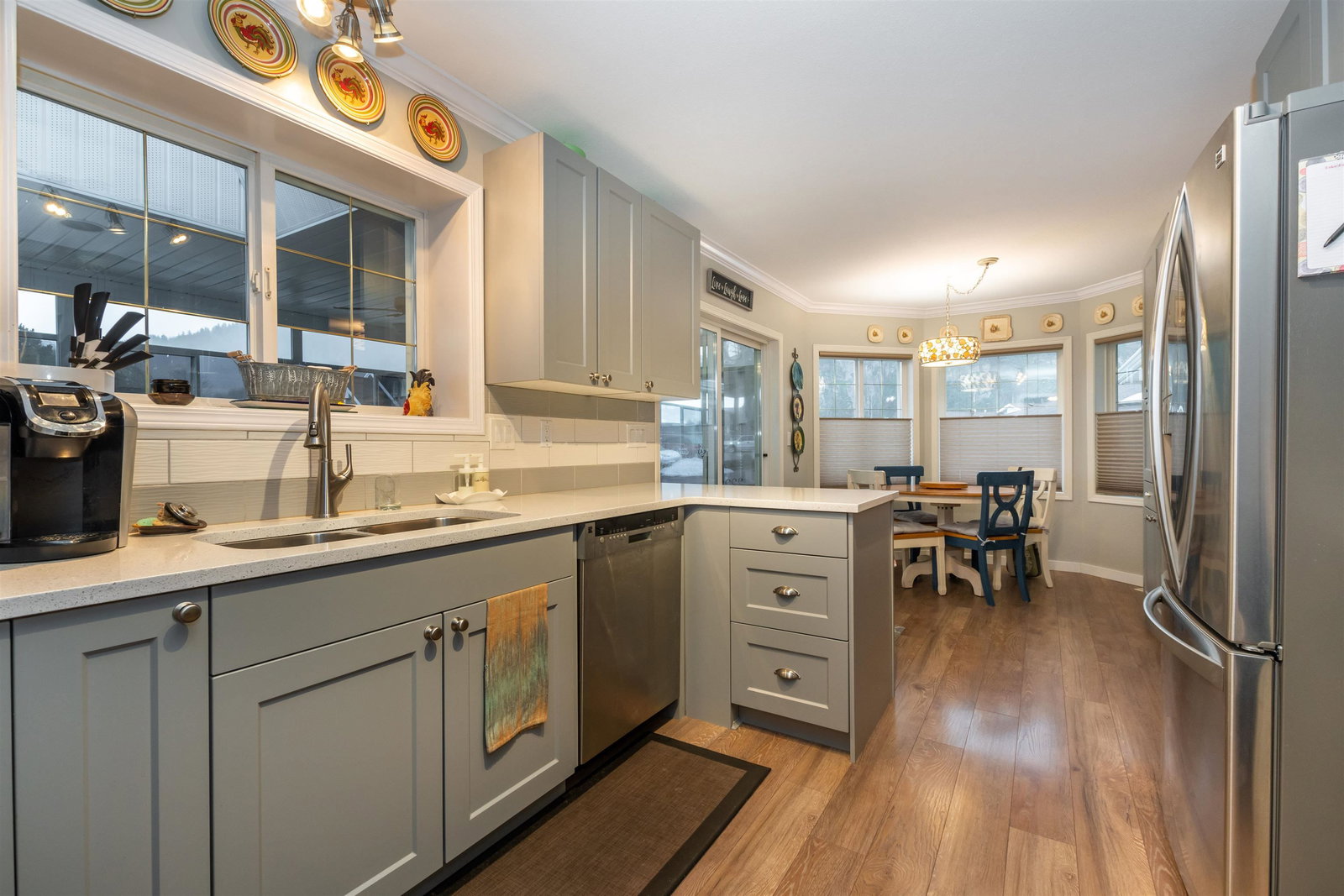 Listing Image 11