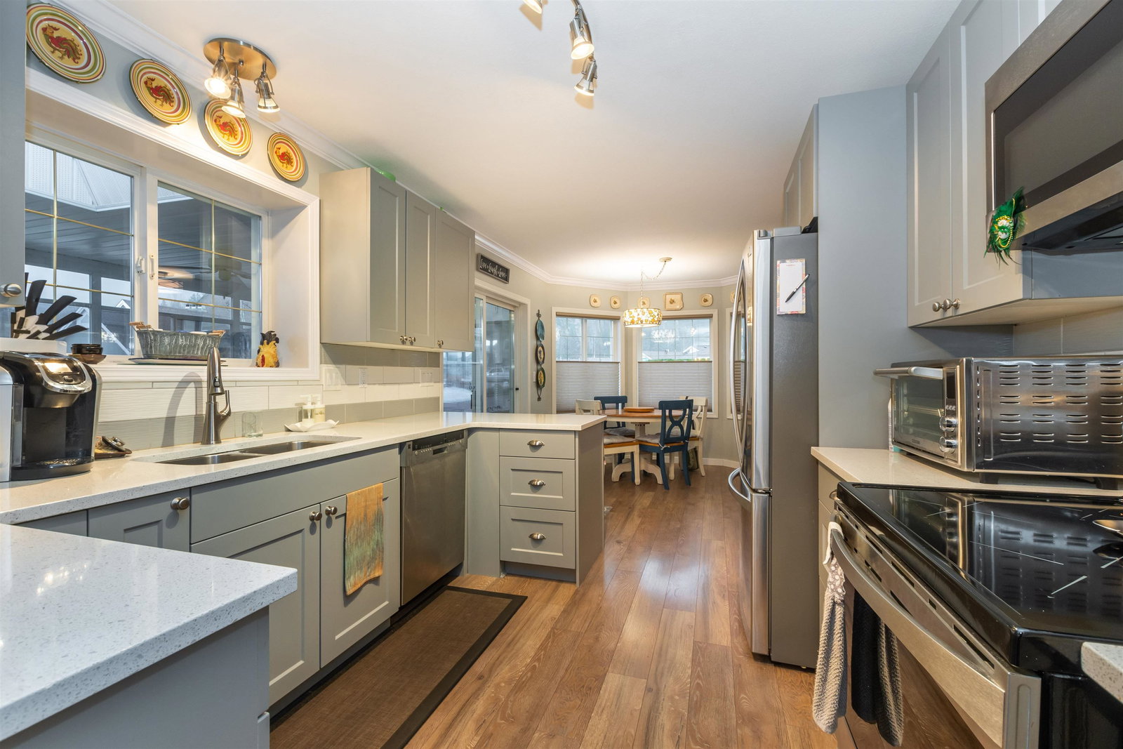 Listing Image 13
