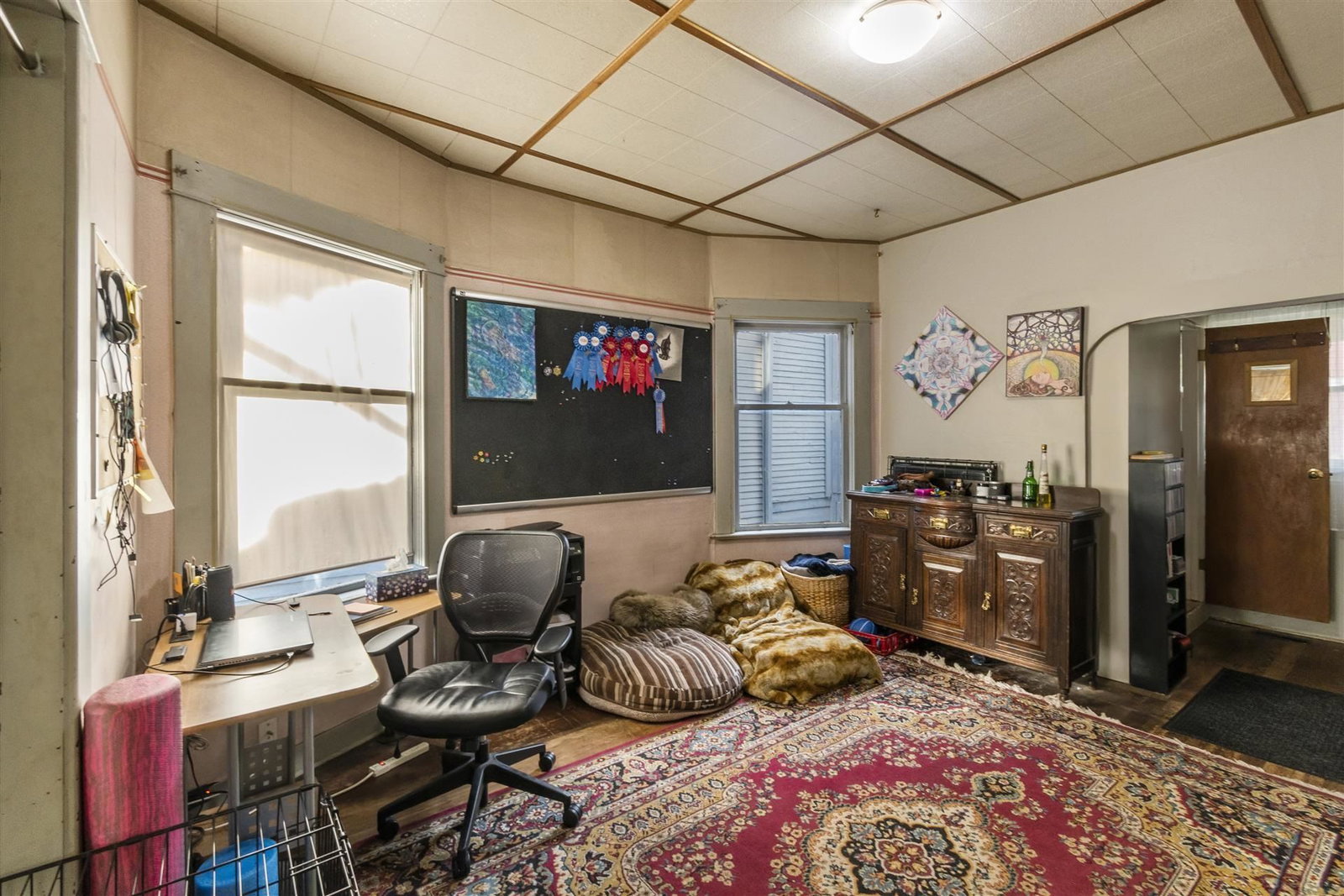 Listing Image 10