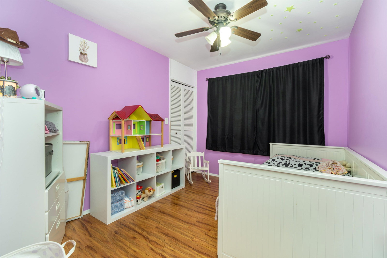 Listing Image 19