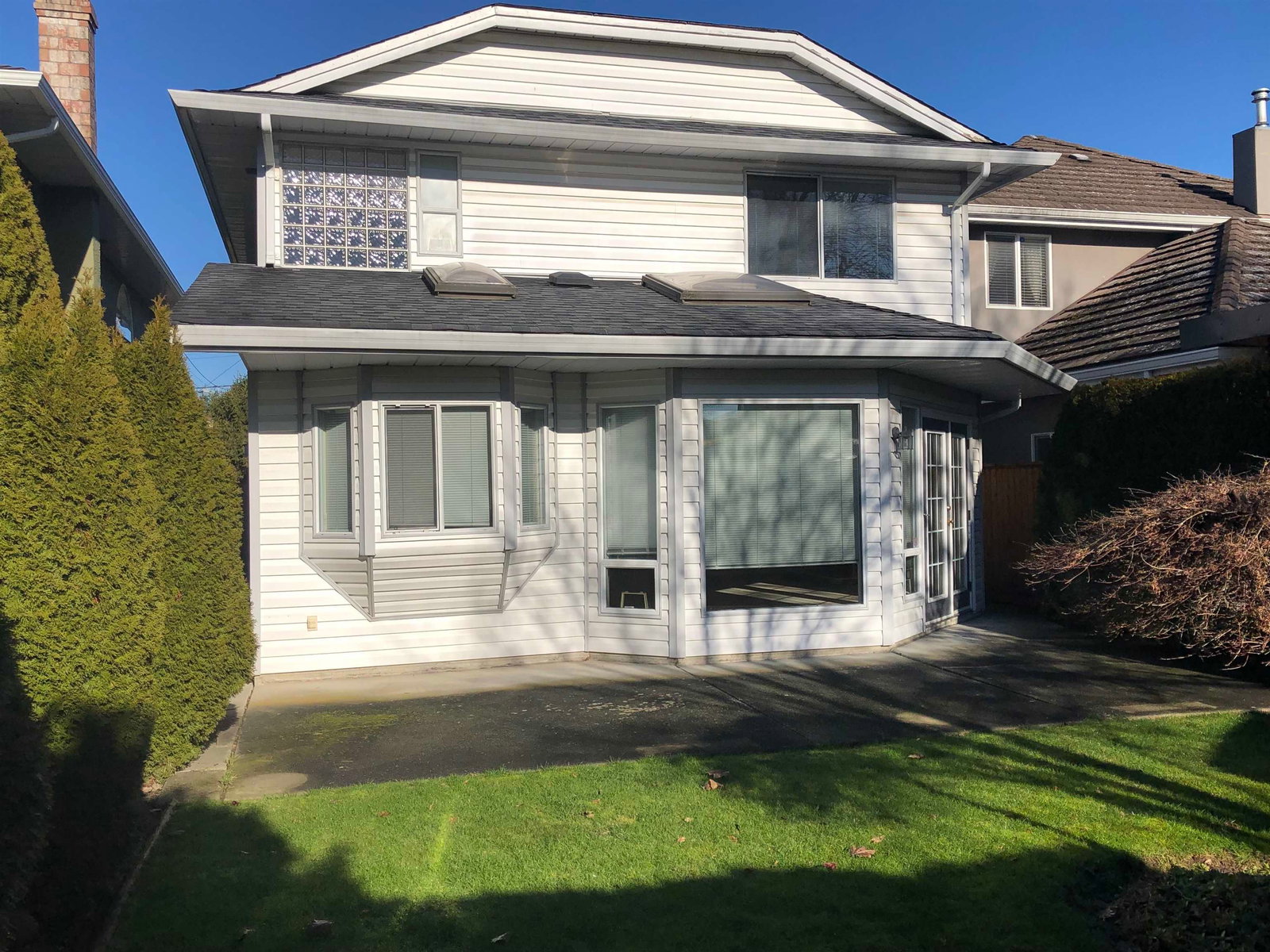 Listing Image 12