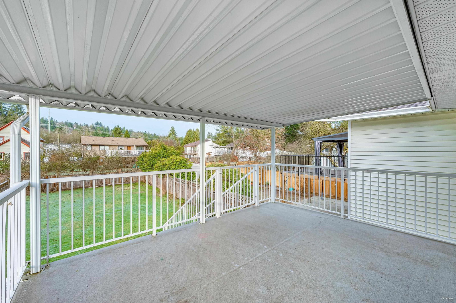 Listing Image 17