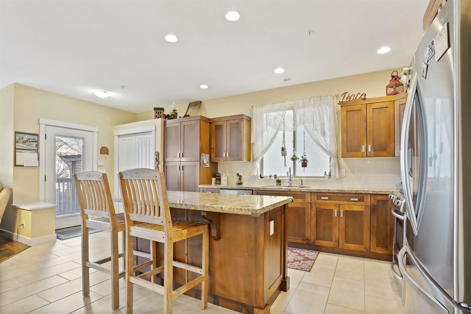 Listing Image 5