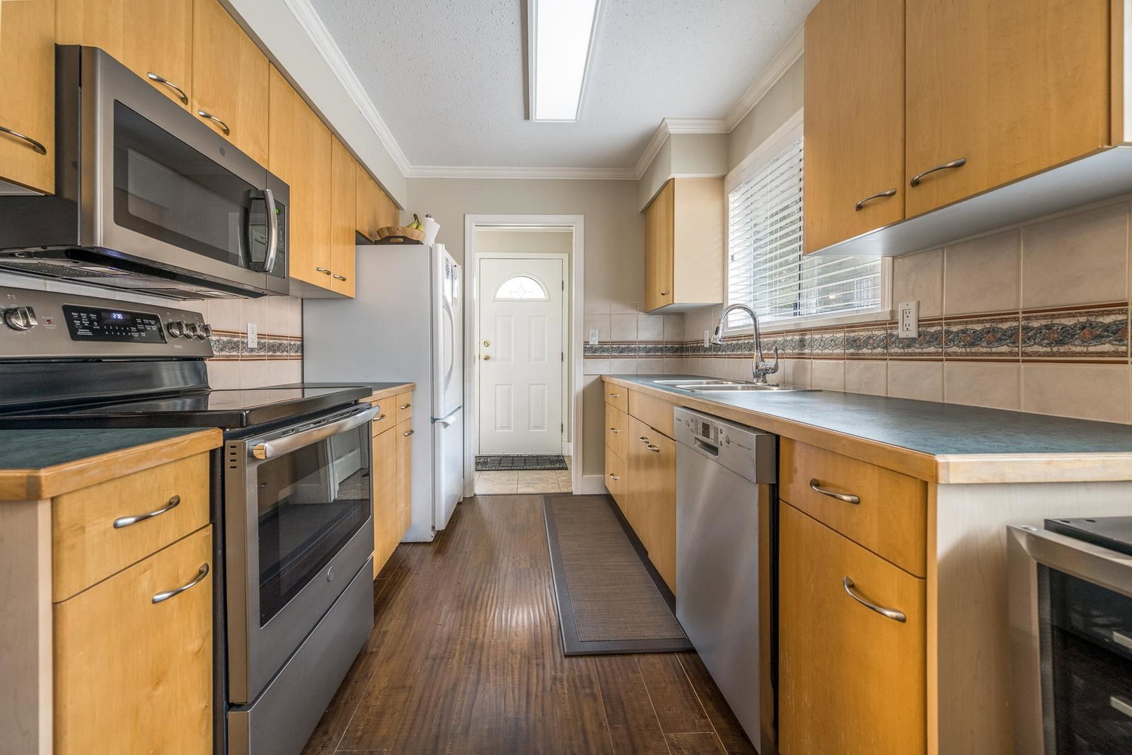 Listing Image 20
