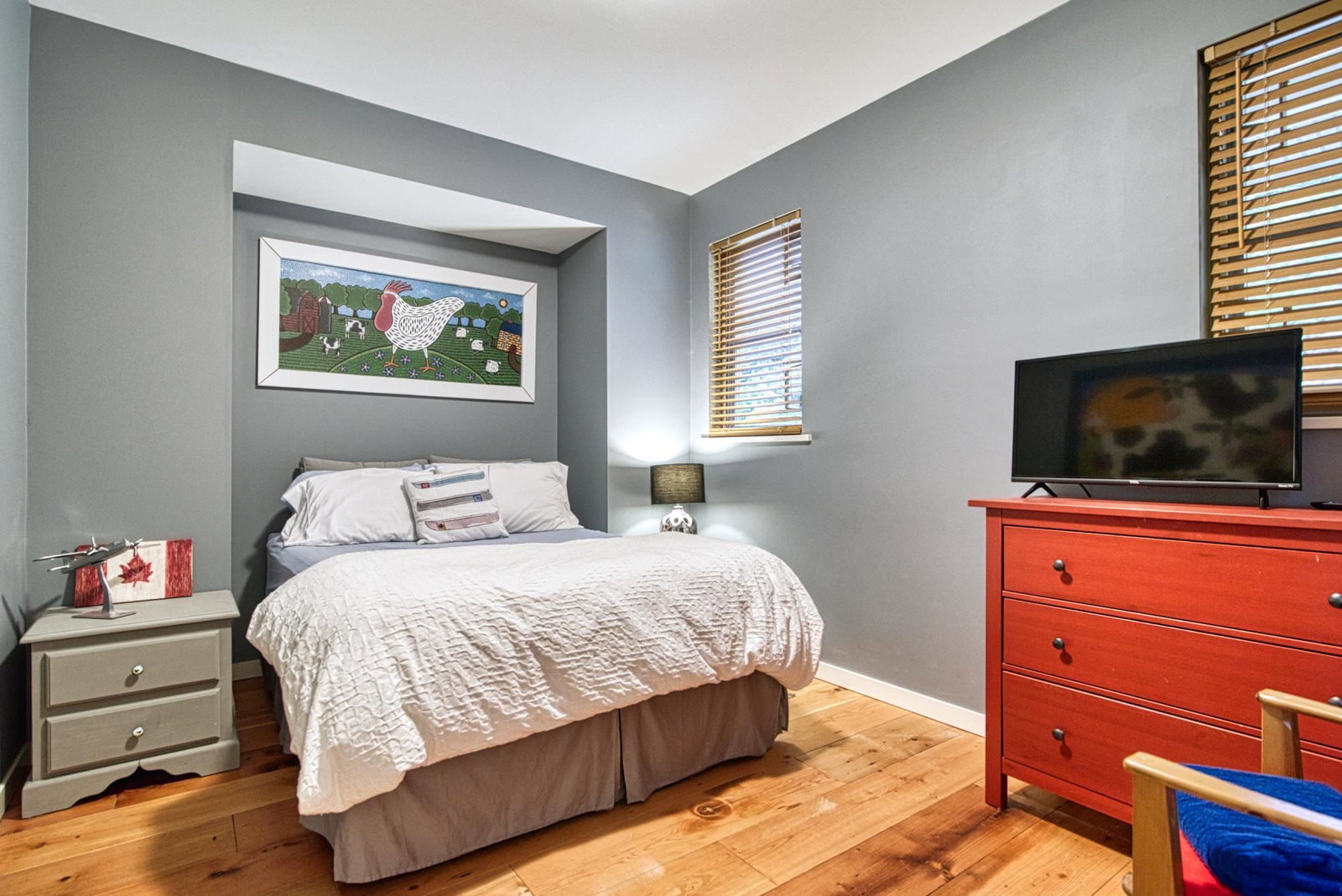 Listing Image 13