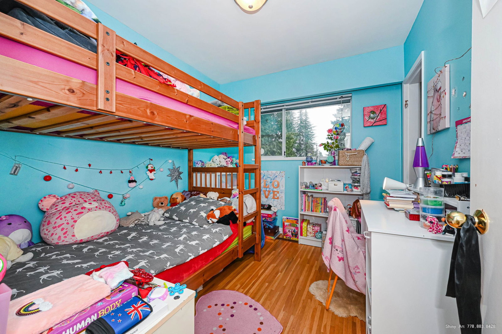 Listing Image 10