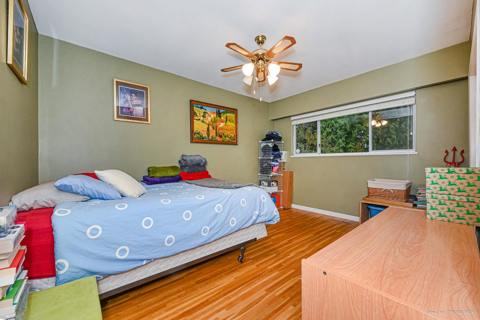 Listing Image 9