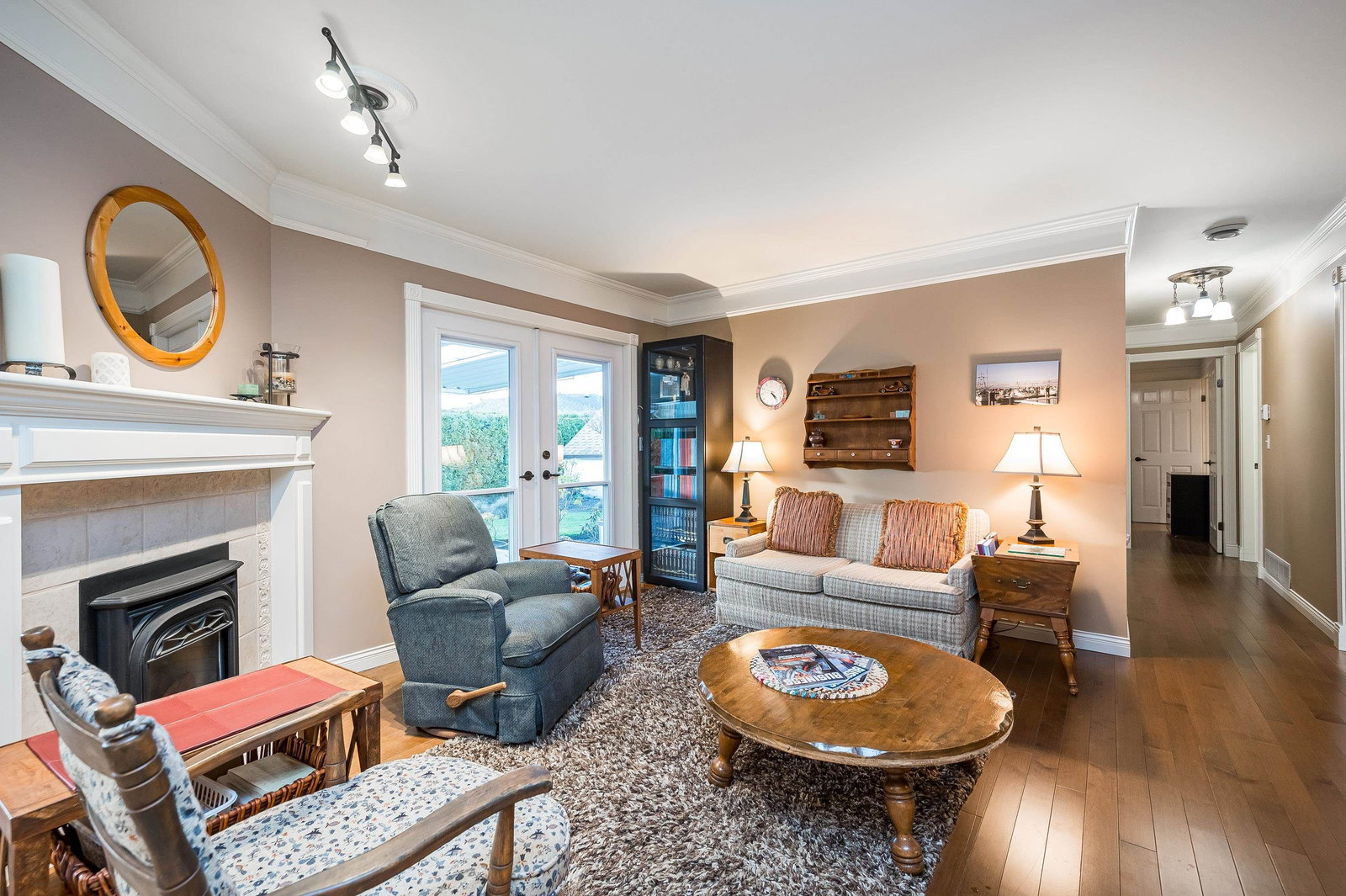Listing Image 16