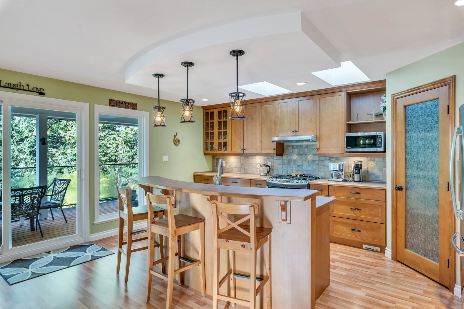 Listing Image 10