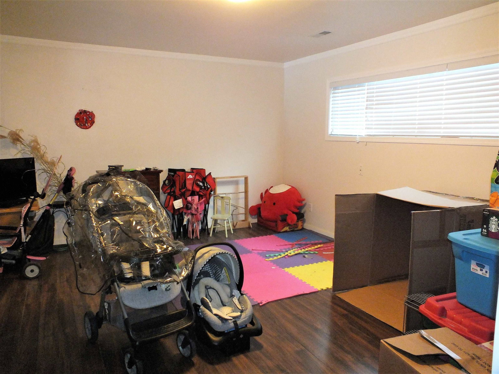Listing Image 20