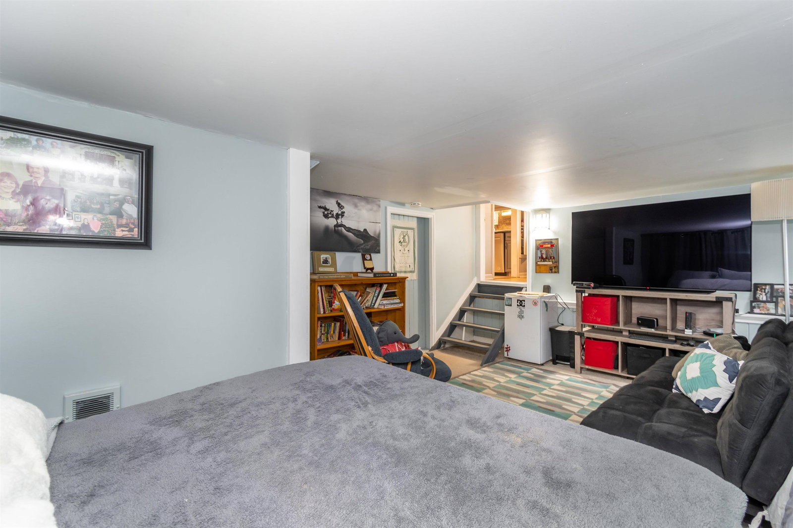 Listing Image 15