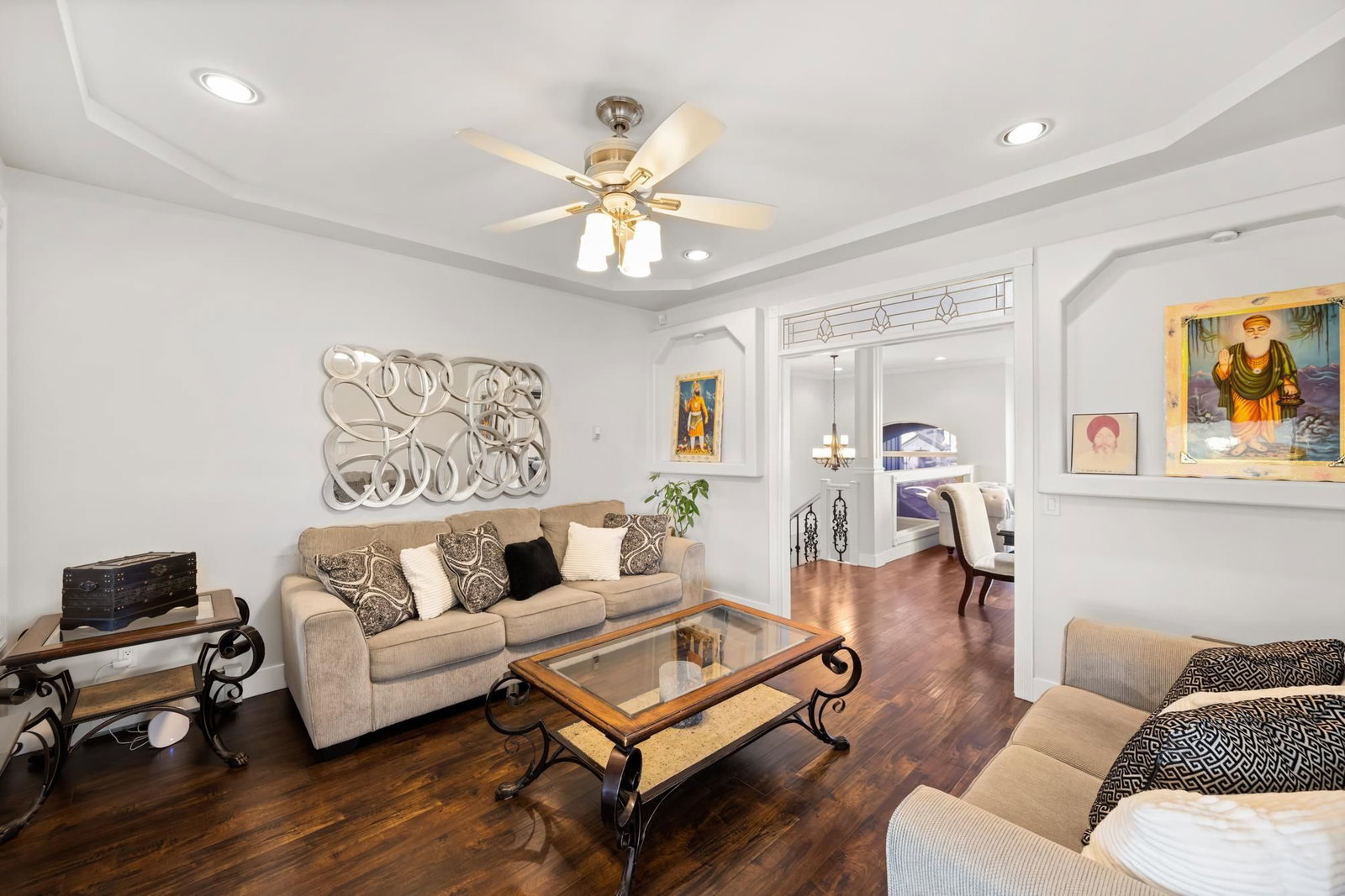 Listing Image 11