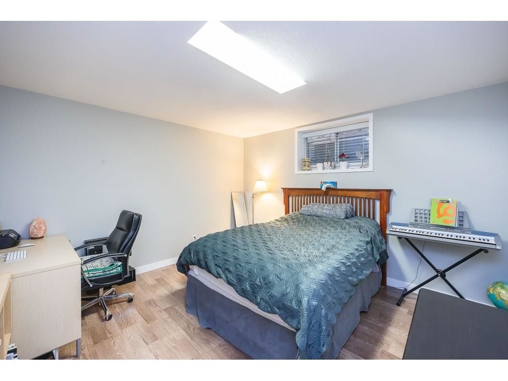 Listing Image 32