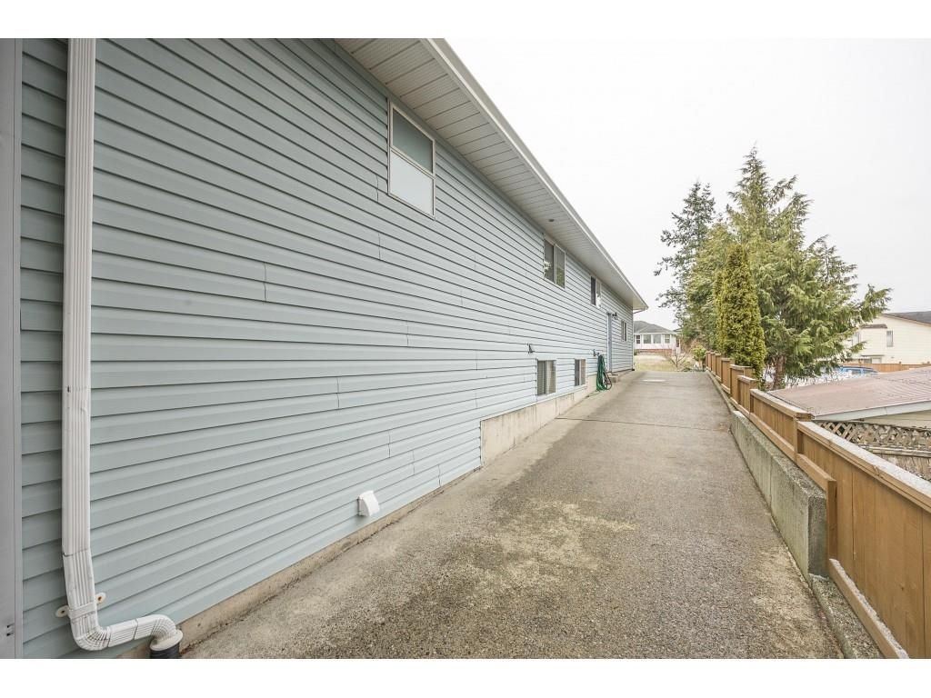 Listing Image 36