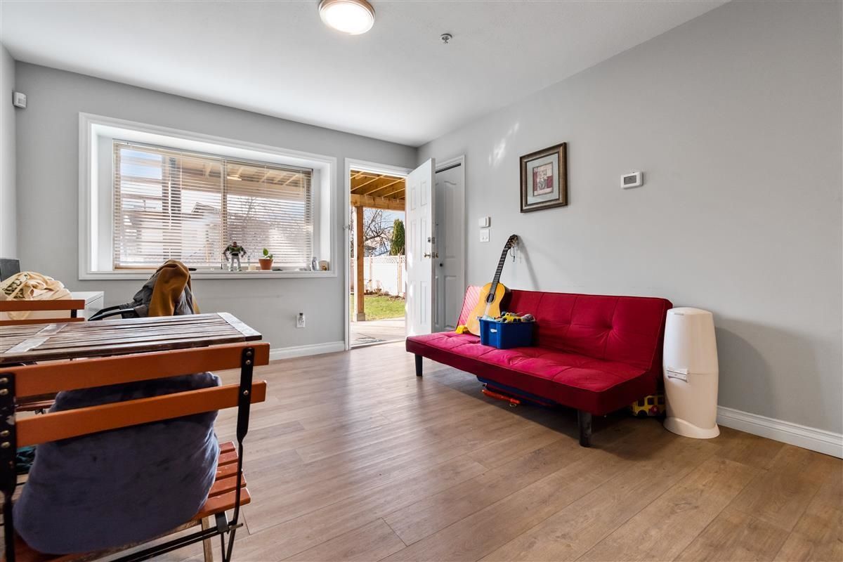 Listing Image 19