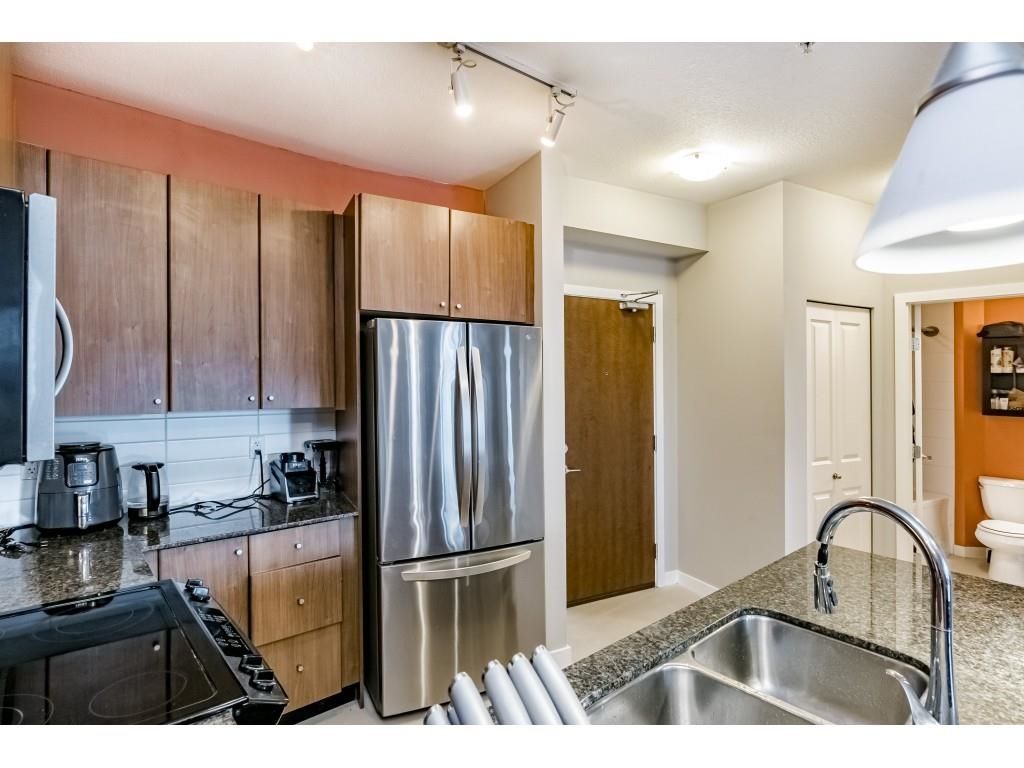 Listing Image 16