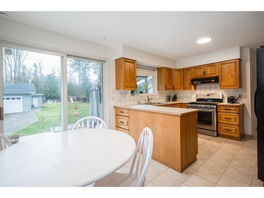 Listing Image 5
