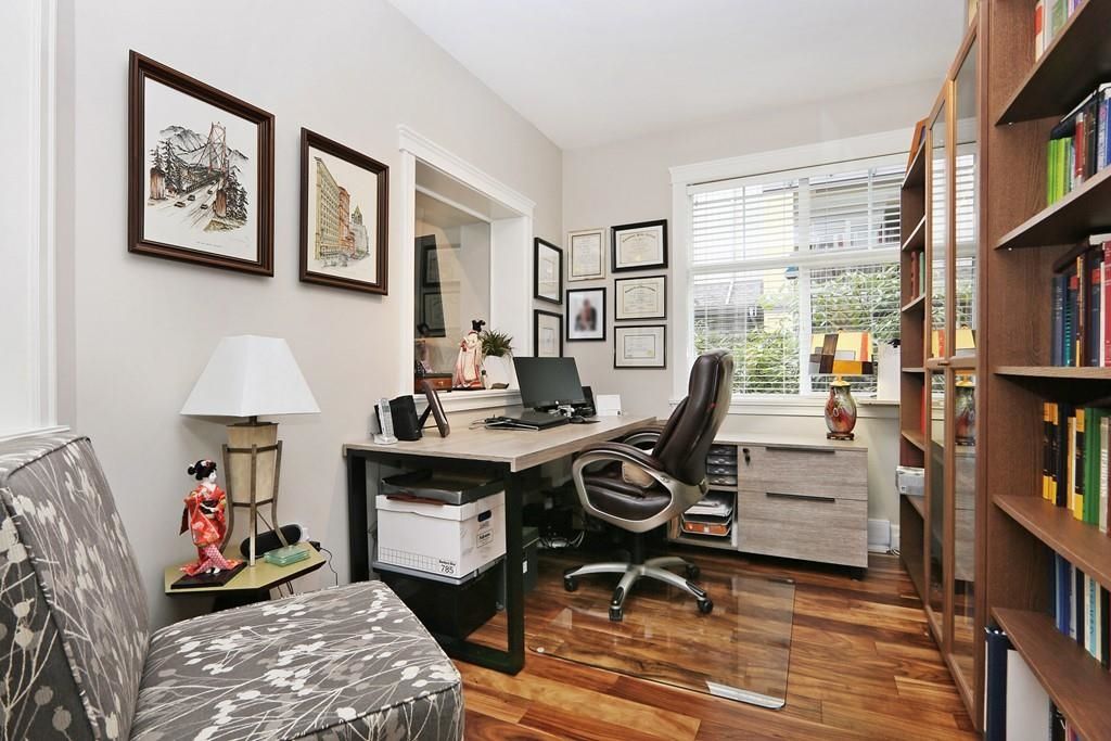 Listing Image 10