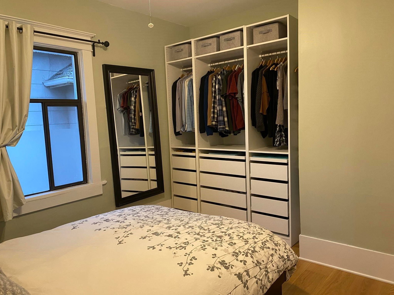 Listing Image 12