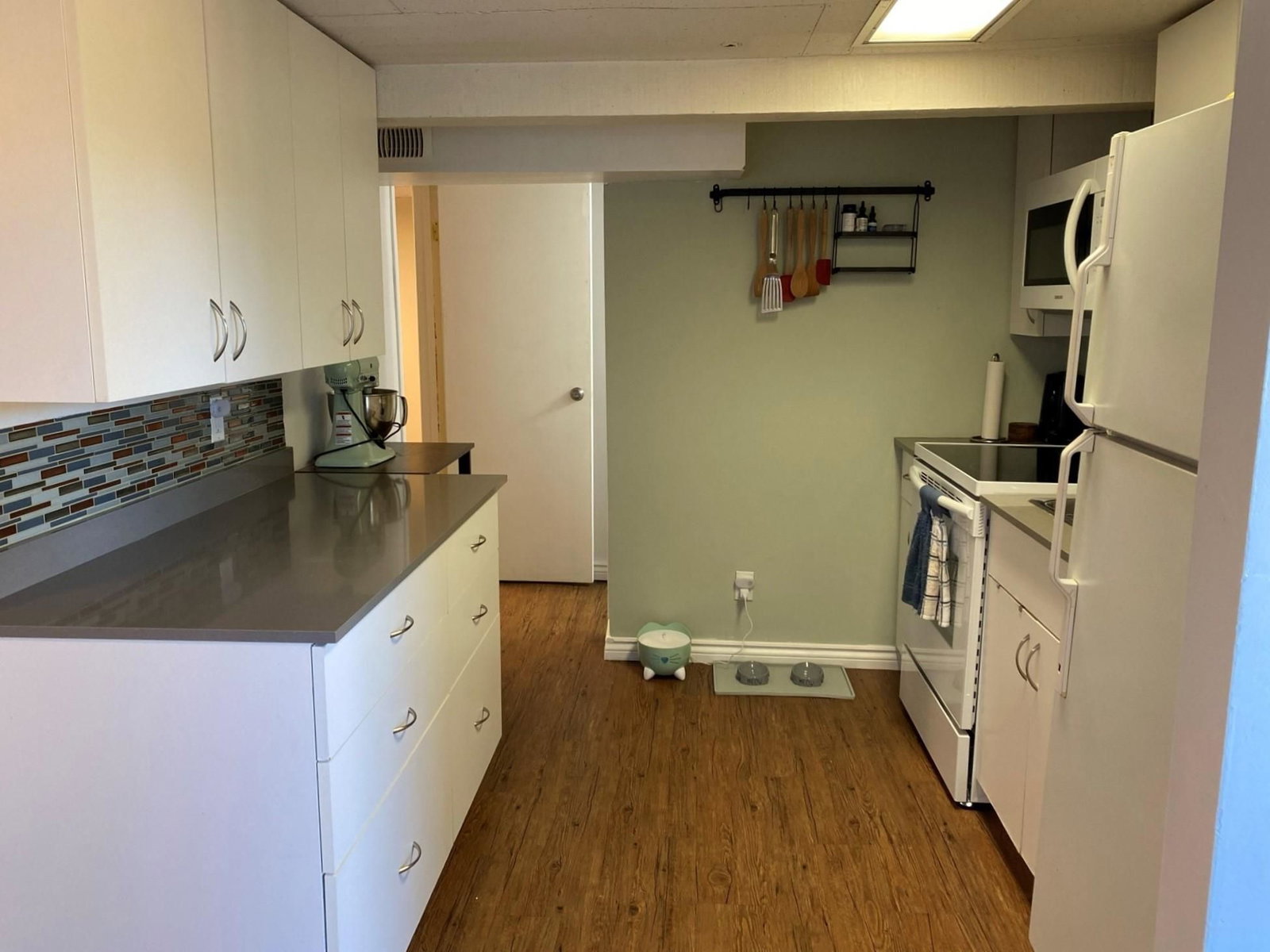 Listing Image 27