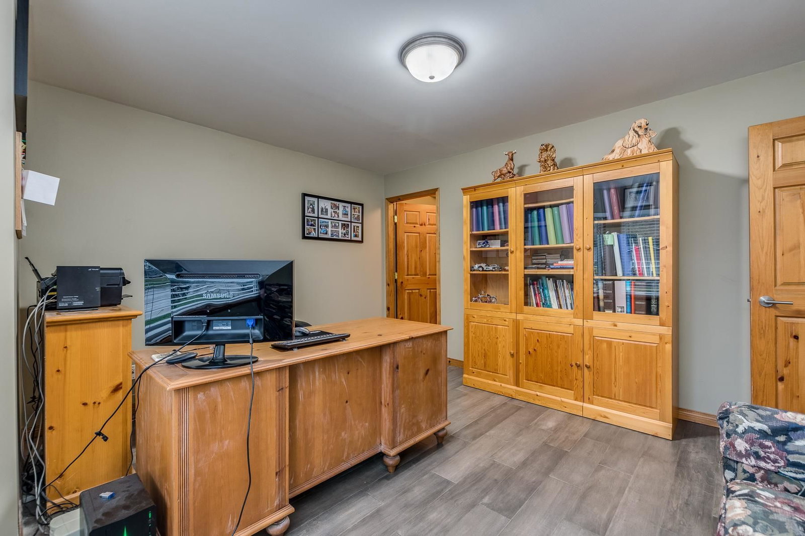Listing Image 9
