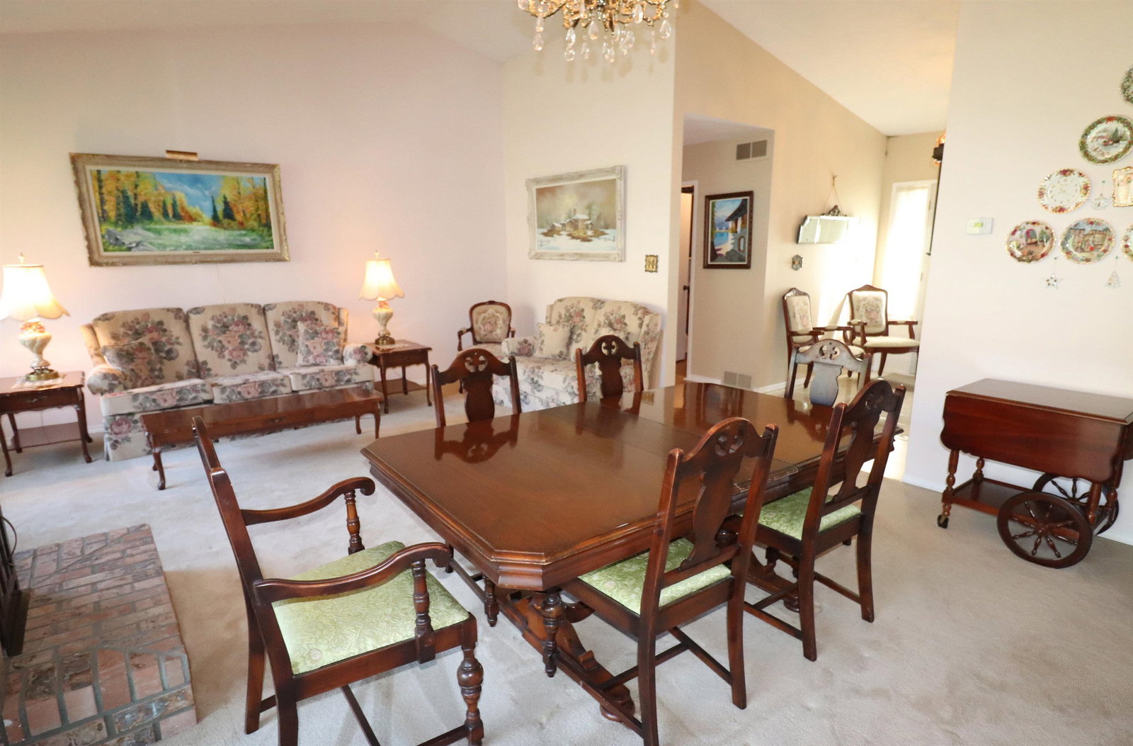 Listing Image 10