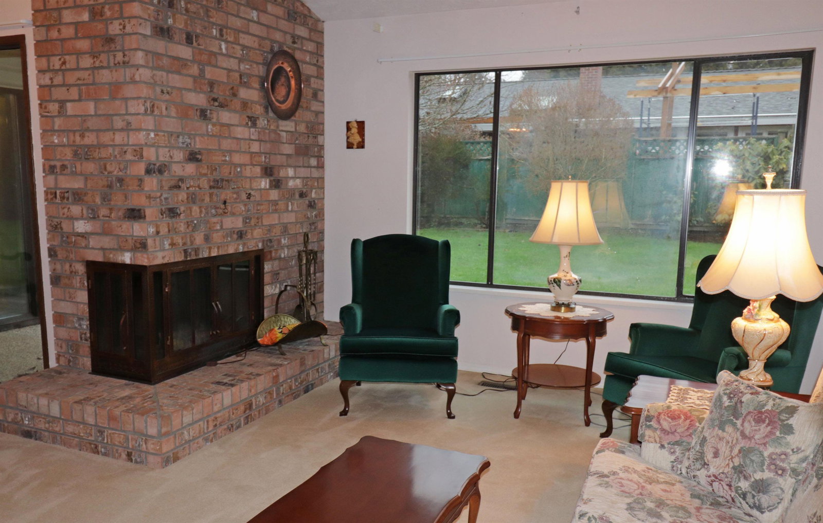 Listing Image 6