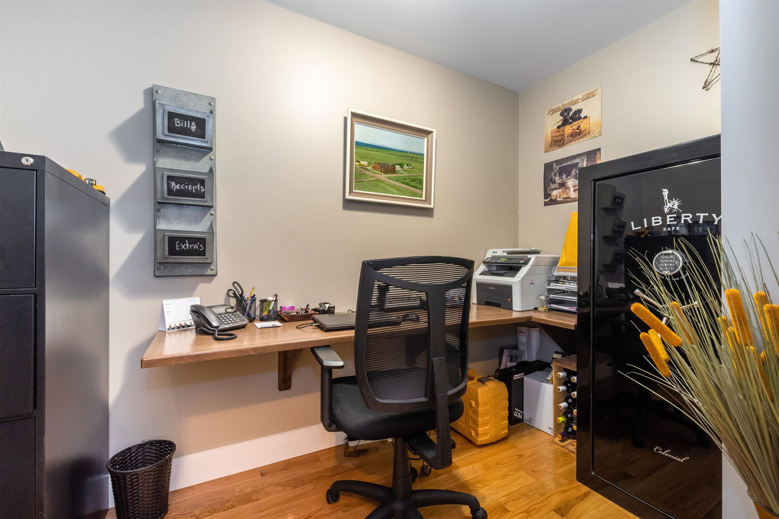 Listing Image 5