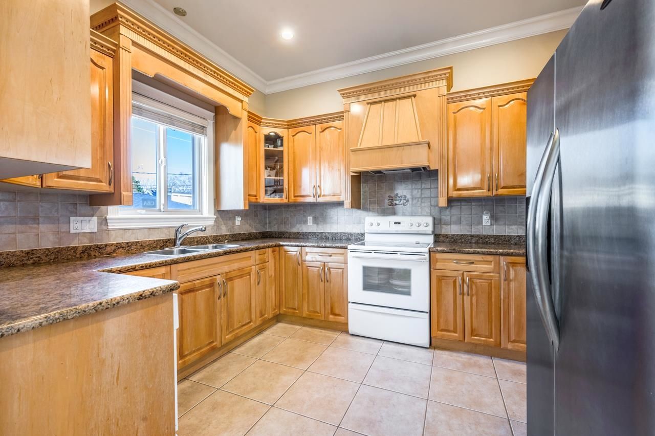 Listing Image 13