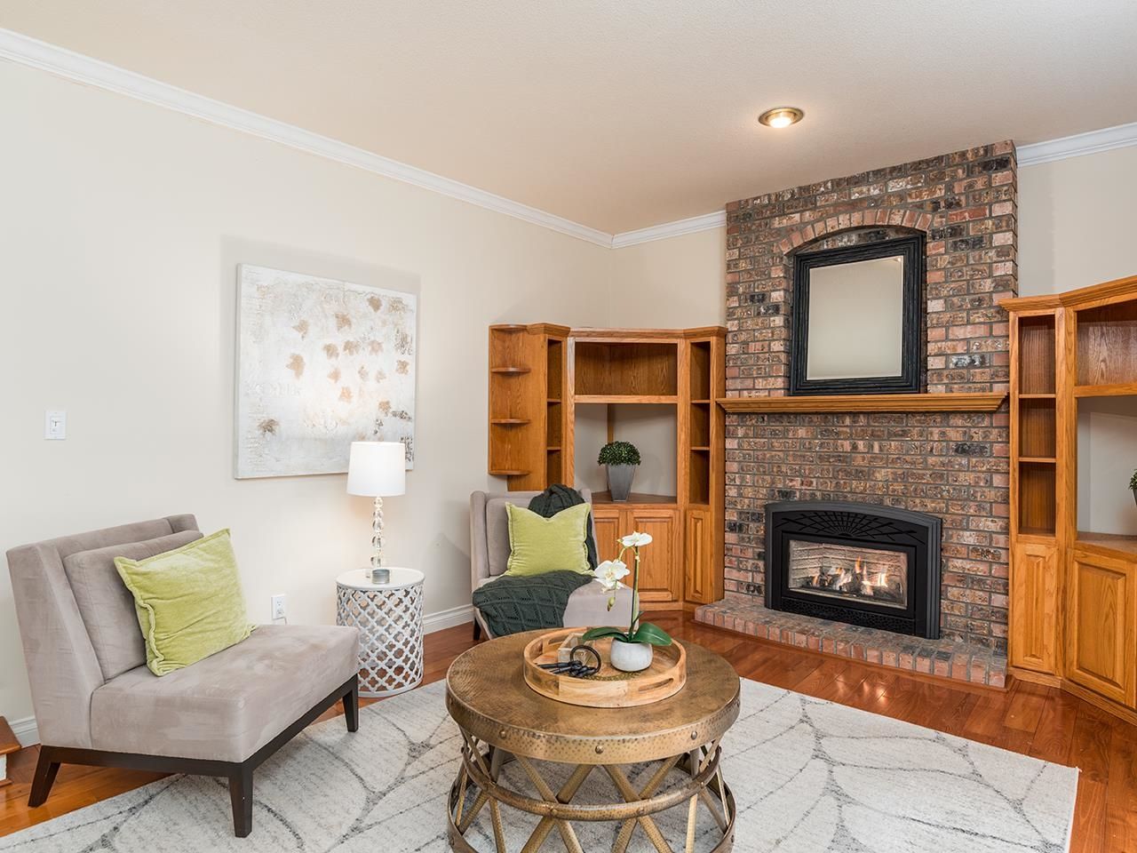 Listing Image 12