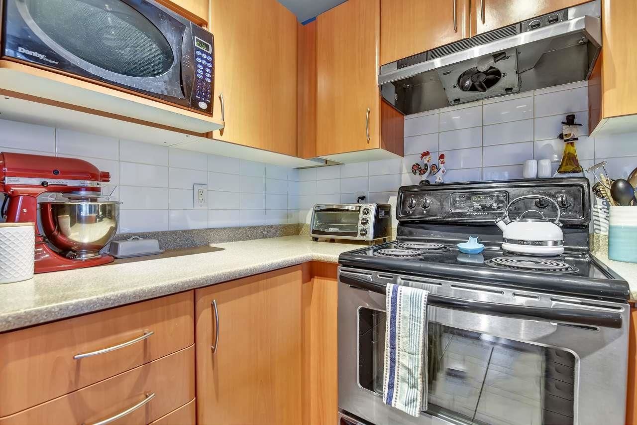 Listing Image 6
